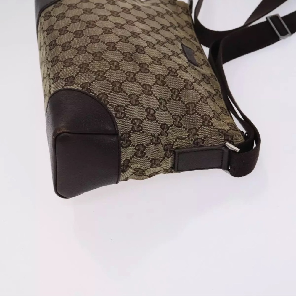 Gucci GG Brown Monogram Bag - Picture 3 of 8